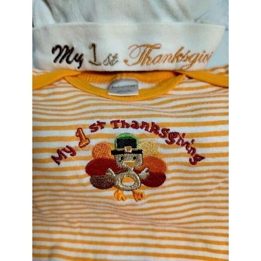 Baby's First Thanksgiving 2piece Set You‎ get A Hat and a Long Sleeve Onesie 0-3